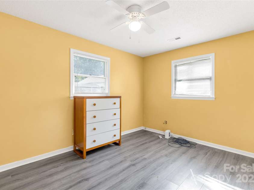 306 Calhoun Street, Clover, SC 29710.  MLS# CAR4292771, YatesRealty ID 34851. 