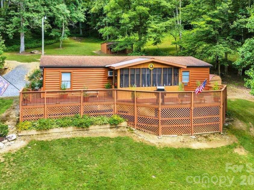 488 Wards Branch Road, Sugar Grove, NC 28679.  MLS# CAR4400306, YatesRealty ID 34852. 