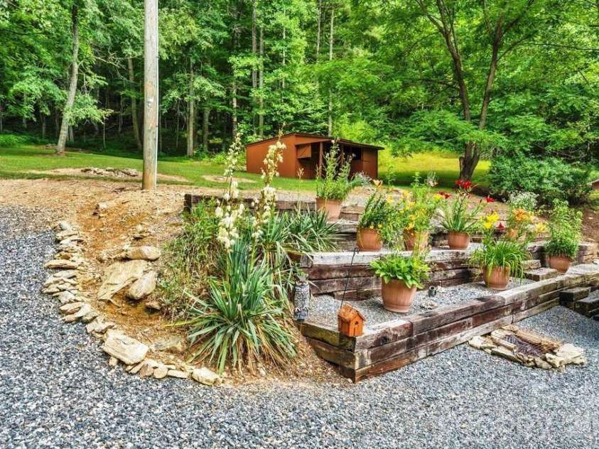 488 Wards Branch Road, Sugar Grove, NC 28679.  MLS# CAR4400306, YatesRealty ID 34852. 