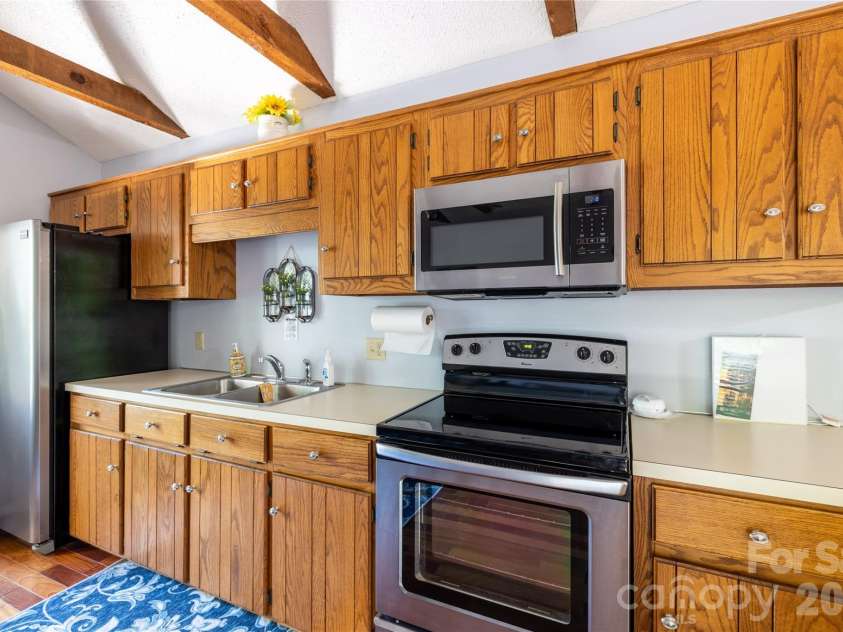 281 Jubal Reeves Circle, Mount Gilead, NC 27306.  MLS# CAR4397771, YatesRealty ID 34853. 