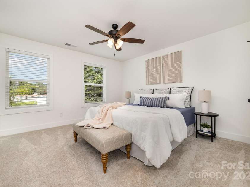 511 Kimball Street, Kannapolis, NC 28081.  MLS# CAR4290991, YatesRealty ID 34853. 