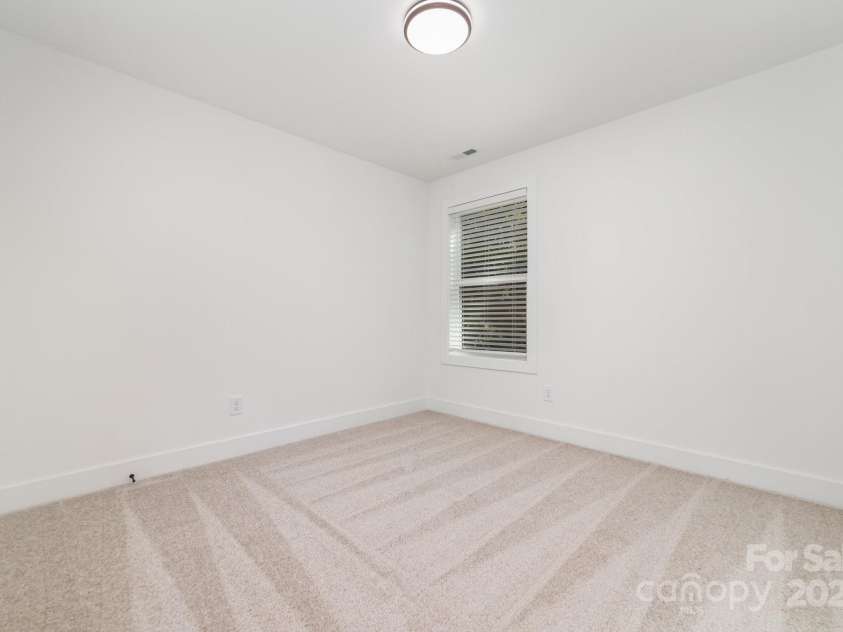 511 Kimball Street, Kannapolis, NC 28081.  MLS# CAR4290991, YatesRealty ID 34853. 