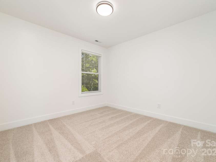 511 Kimball Street, Kannapolis, NC 28081.  MLS# CAR4290991, YatesRealty ID 34853. 