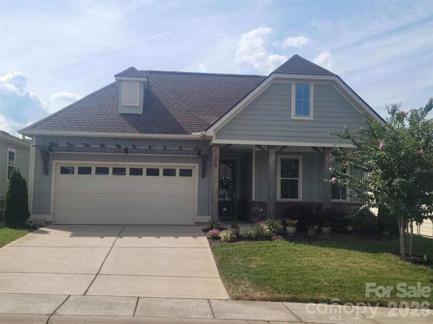 519 Bowline Drive, Denver, NC 28037.  MLS# CAR4336579, YatesRealty ID 34854. 