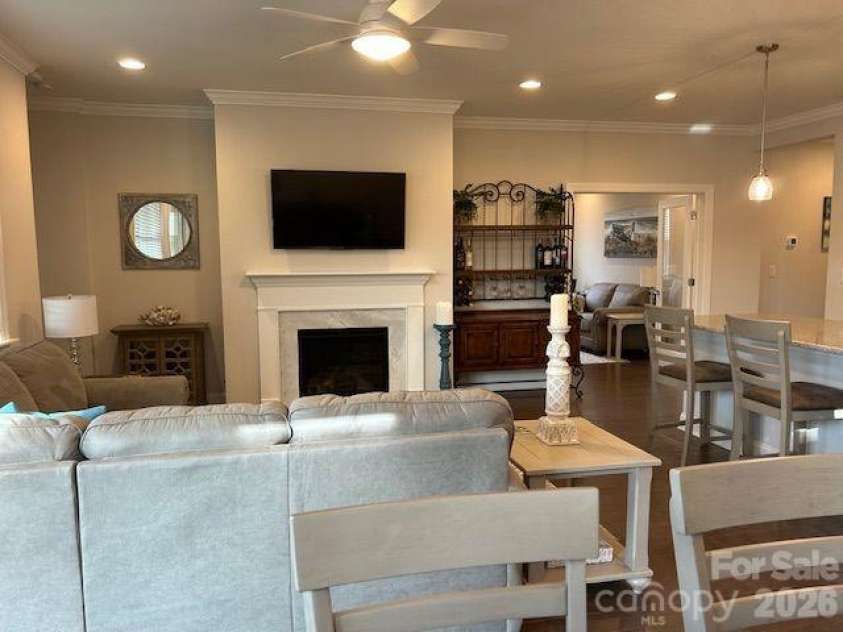 519 Bowline Drive, Denver, NC 28037.  MLS# CAR4336579, YatesRealty ID 34854. 