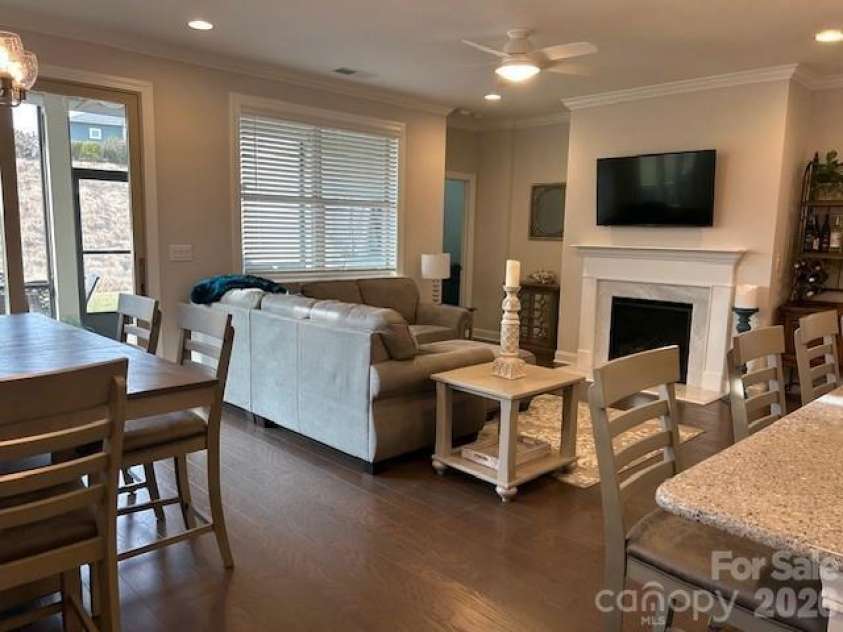 519 Bowline Drive, Denver, NC 28037.  MLS# CAR4336579, YatesRealty ID 34854. 