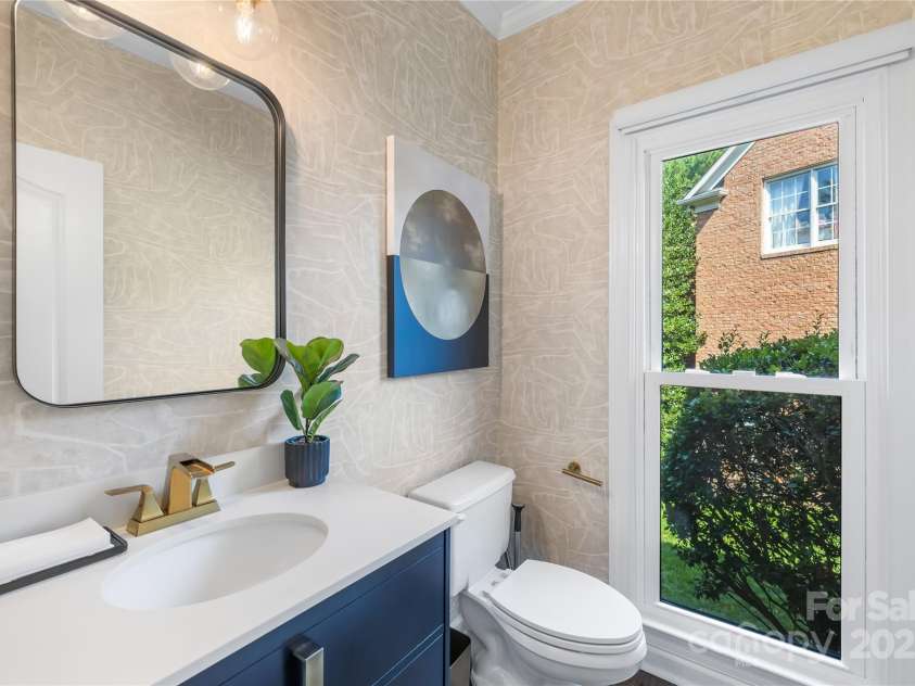 5536 Piper Glen Drive, Charlotte, NC 28277.  MLS# CAR4279792, YatesRealty ID 34855. 