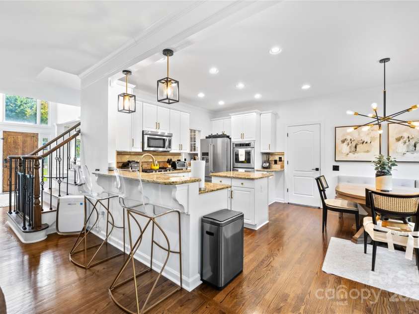 5536 Piper Glen Drive, Charlotte, NC 28277.  MLS# CAR4279792, YatesRealty ID 34855. 