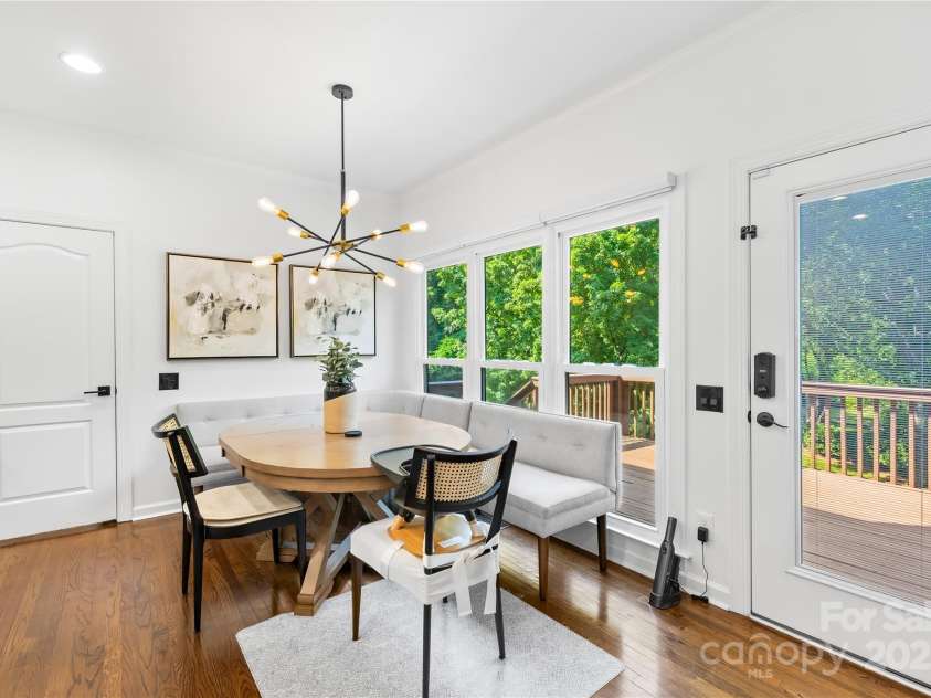 5536 Piper Glen Drive, Charlotte, NC 28277.  MLS# CAR4279792, YatesRealty ID 34855. 