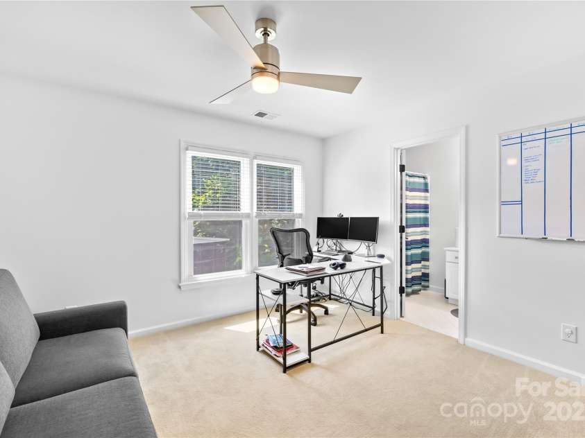 5536 Piper Glen Drive, Charlotte, NC 28277.  MLS# CAR4279792, YatesRealty ID 34855. 