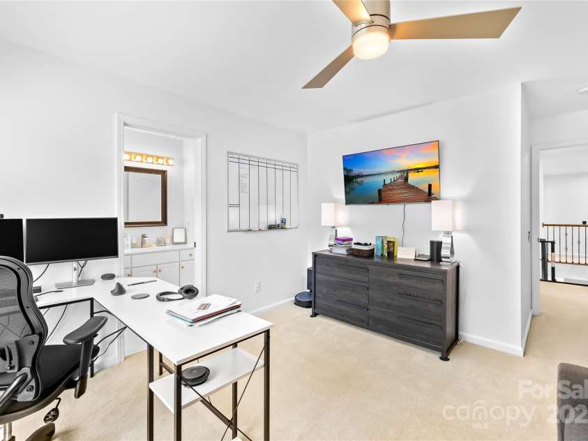 5536 Piper Glen Drive, Charlotte, NC 28277.  MLS# CAR4279792, YatesRealty ID 34855. 