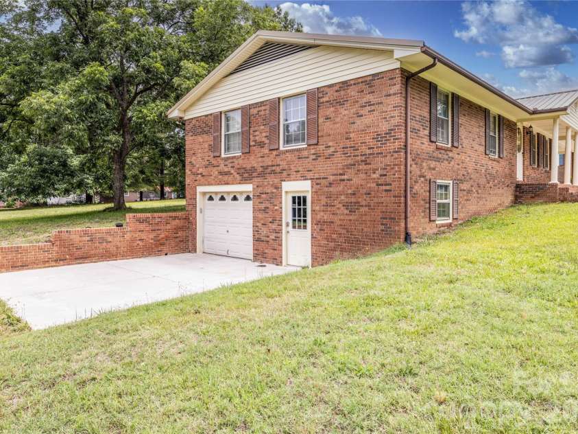 2209 Woodhurst Lane, Albemarle, NC 28001.  MLS# CAR4399796, YatesRealty ID 34856. Basement View
