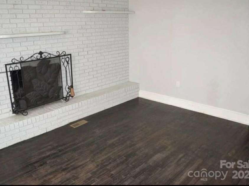 236 Legrand Street, Cheraw, SC 29520.  MLS# CAR4295022, YatesRealty ID 34856. 