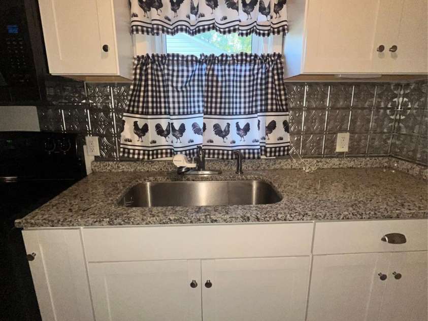 236 Legrand Street, Cheraw, SC 29520.  MLS# CAR4295022, YatesRealty ID 34856. 