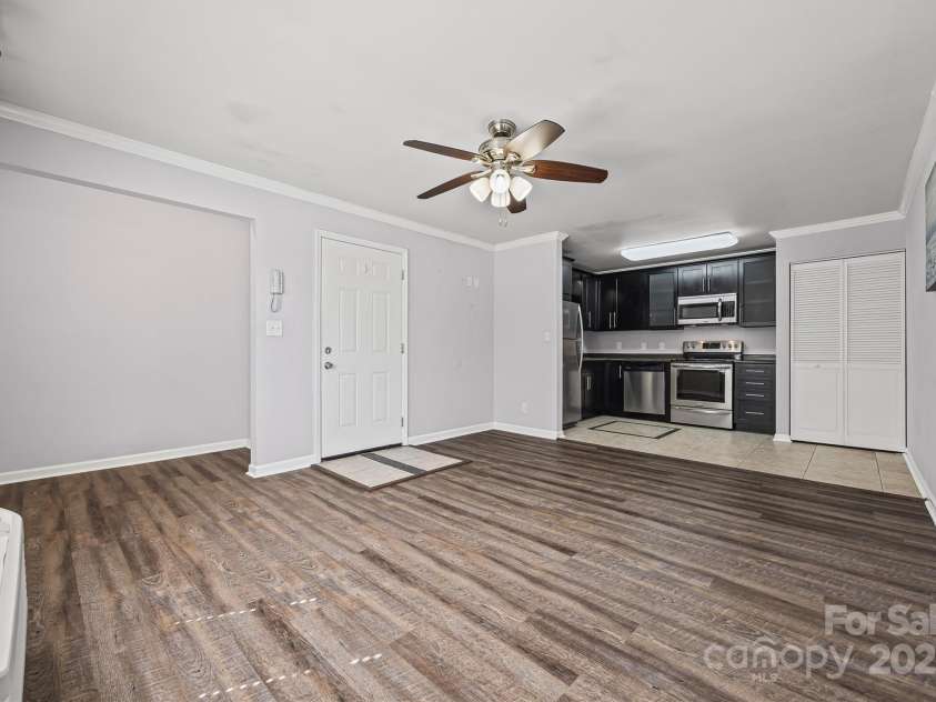 109 Stroupe Road, Gastonia, NC 28056.  MLS# CAR4295951, YatesRealty ID 34857. 