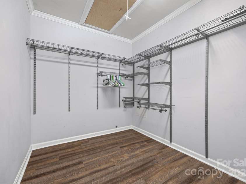 109 Stroupe Road, Gastonia, NC 28056.  MLS# CAR4295951, YatesRealty ID 34857. 