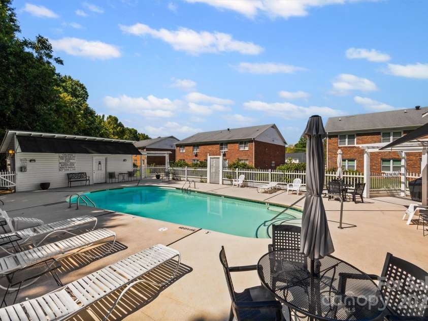 109 Stroupe Road, Gastonia, NC 28056.  MLS# CAR4295951, YatesRealty ID 34857. 