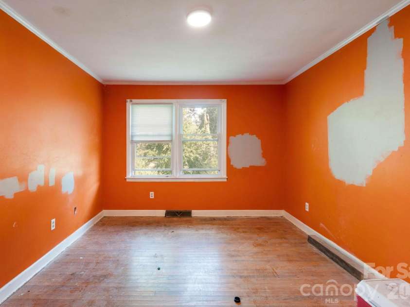 389 Midway Lake Road, Mooresville, NC 28115.  MLS# CAR4400331, YatesRealty ID 34857. 