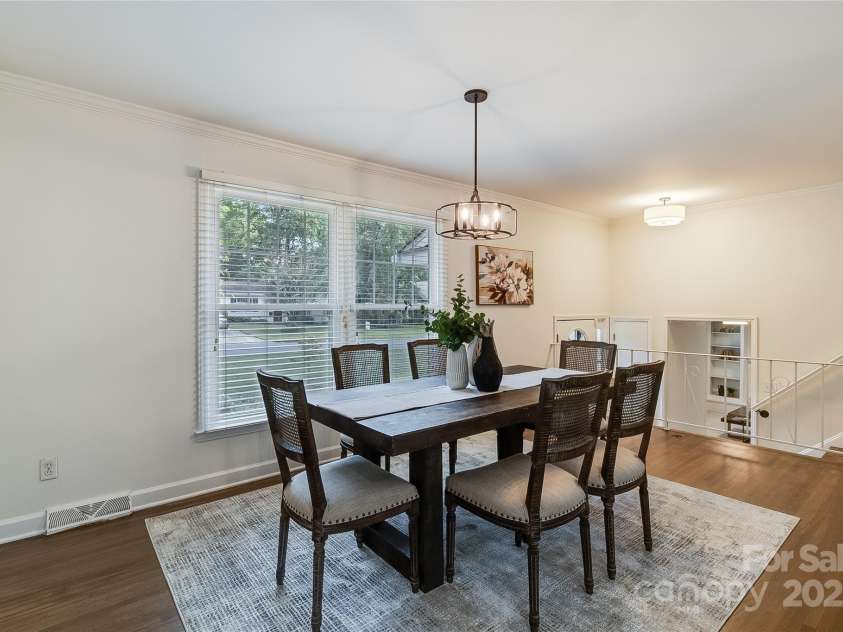 3928 Glenfall Avenue, Charlotte, NC 28210.  MLS# CAR4295681, YatesRealty ID 34858. 