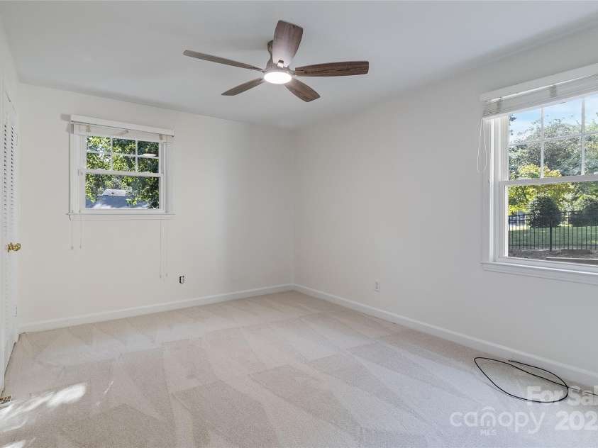 3928 Glenfall Avenue, Charlotte, NC 28210.  MLS# CAR4295681, YatesRealty ID 34858. 