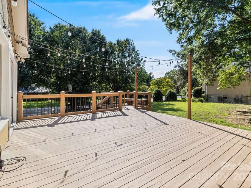 3928 Glenfall Avenue, Charlotte, NC 28210.  MLS# CAR4295681, YatesRealty ID 34858. 