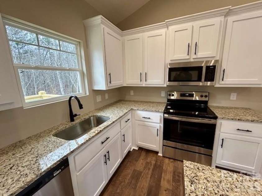 420 Scarlett Oak Court, Lenoir, NC 28645.  MLS# CAR4340384, YatesRealty ID 3486. 