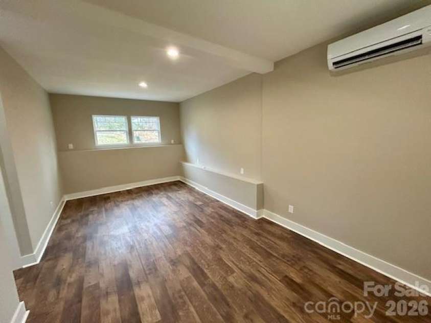 420 Scarlett Oak Court, Lenoir, NC 28645.  MLS# CAR4340384, YatesRealty ID 3486. 