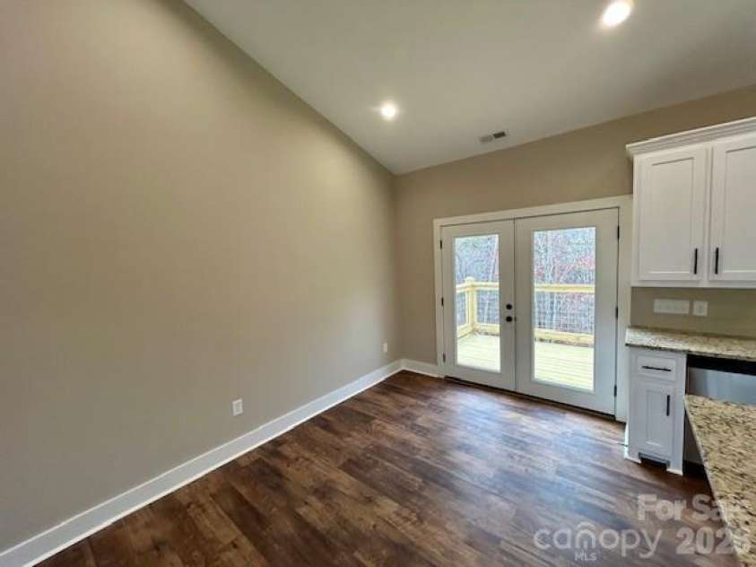 420 Scarlett Oak Court, Lenoir, NC 28645.  MLS# CAR4340384, YatesRealty ID 3486. Dining Room with vaulted ceiling