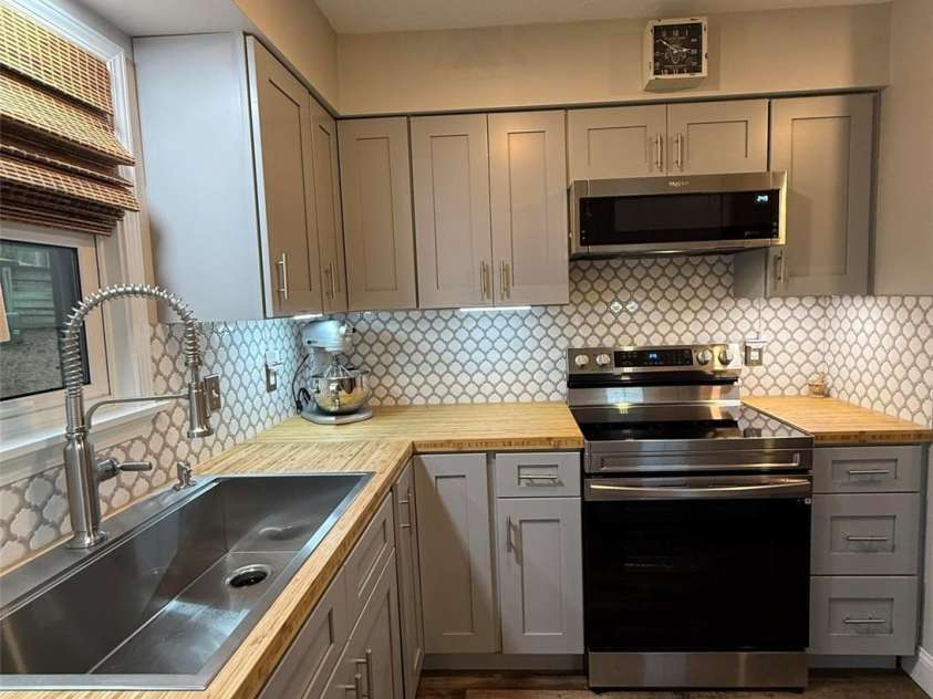 96 Dogwood Knob Lane, Sapphire, NC 28774.  MLS# CAR4317847, YatesRealty ID 3486. 