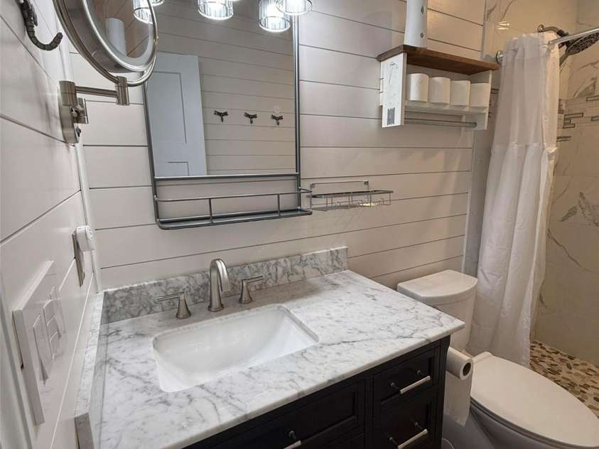 96 Dogwood Knob Lane, Sapphire, NC 28774.  MLS# CAR4317847, YatesRealty ID 3486. 