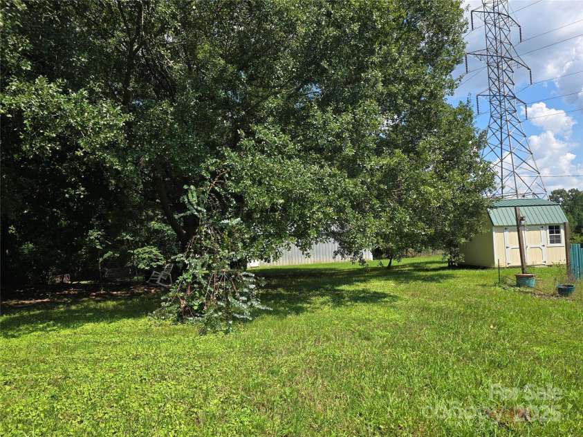 1518 Sierra Road, York, SC 29745.  MLS# CAR4292820, YatesRealty ID 34860. 