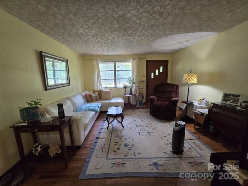 1518 Sierra Road, York, SC 29745.  MLS# CAR4292820, YatesRealty ID 34860. 