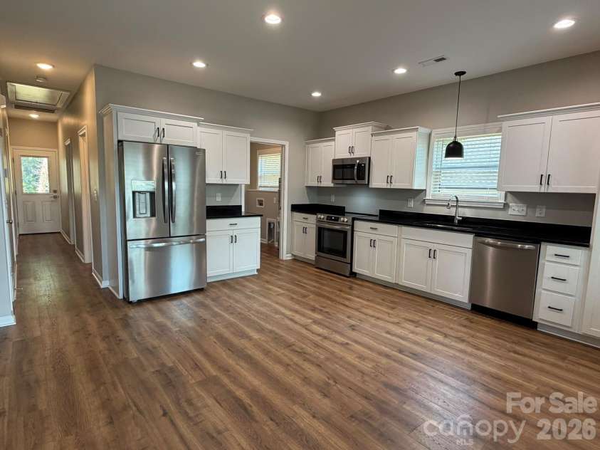 412 Peterson Street, Stanley, NC 28164.  MLS# CAR4400338, YatesRealty ID 34863. 