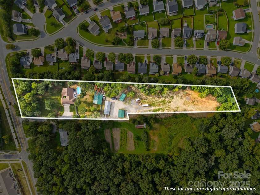 3020 Ridge Road, Charlotte, NC 28269.  MLS# CAR4293606, YatesRealty ID 34864. Property lines rep. to be verify