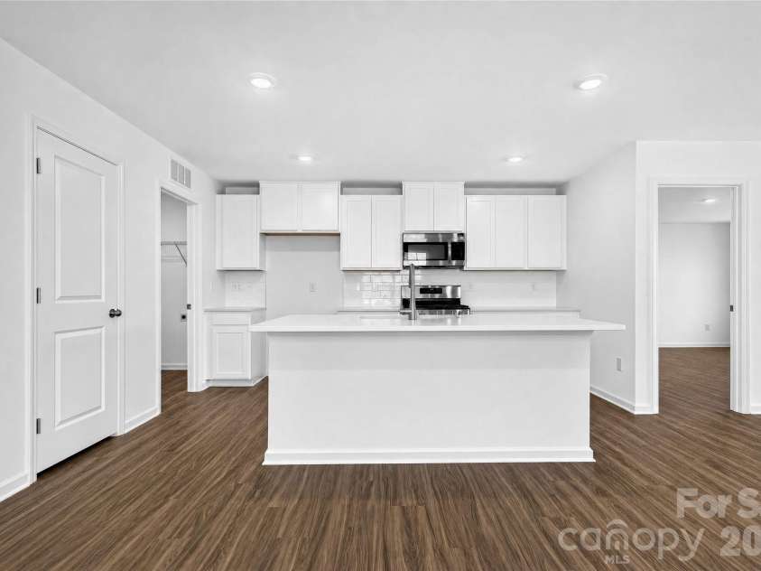 724 Espresso Drive, Shelby, NC 28152.  MLS# CAR4400363, YatesRealty ID 34864. 