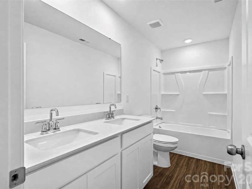 724 Espresso Drive, Shelby, NC 28152.  MLS# CAR4400363, YatesRealty ID 34864. 