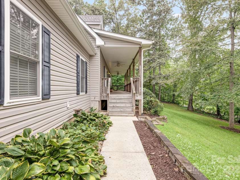 163 Terrace Field Trail, Flat Rock, NC 28731.  MLS# CAR4295496, YatesRealty ID 34865. 