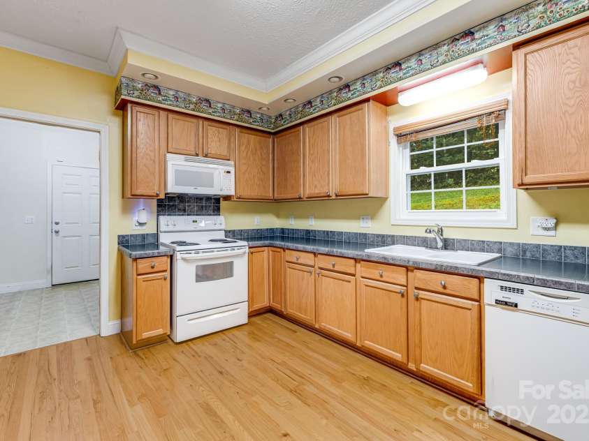 163 Terrace Field Trail, Flat Rock, NC 28731.  MLS# CAR4295496, YatesRealty ID 34865. 