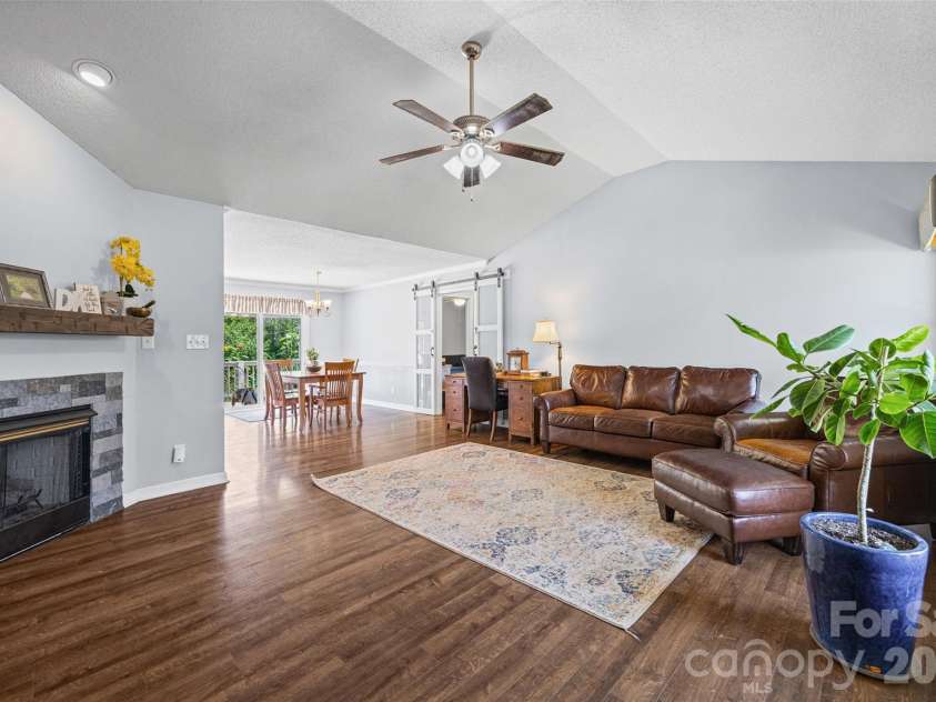 5240 Spring Glen, York, SC 29745.  MLS# CAR4399732, YatesRealty ID 34865. 