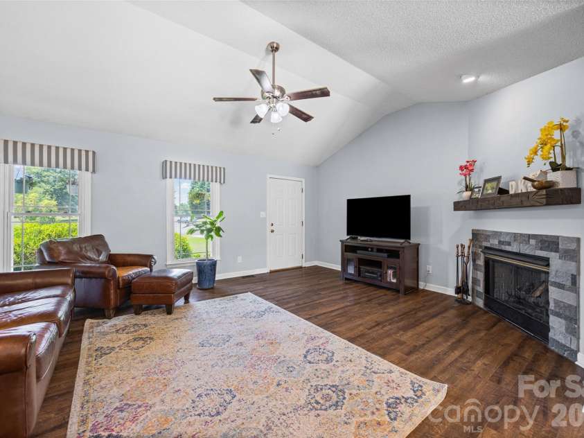 5240 Spring Glen, York, SC 29745.  MLS# CAR4399732, YatesRealty ID 34865. 