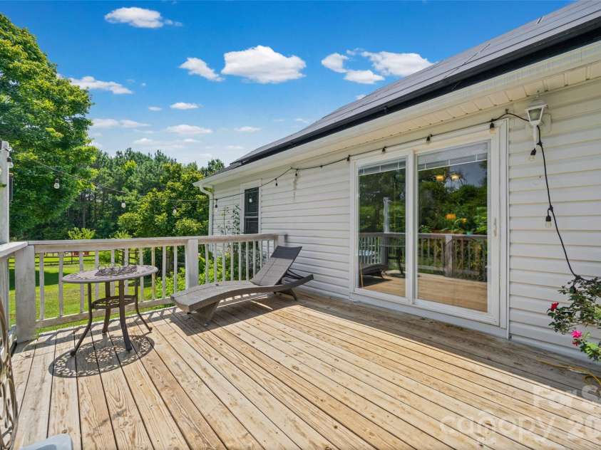 5240 Spring Glen, York, SC 29745.  MLS# CAR4399732, YatesRealty ID 34865. 