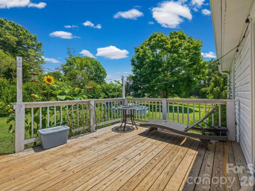 5240 Spring Glen, York, SC 29745.  MLS# CAR4399732, YatesRealty ID 34865. 