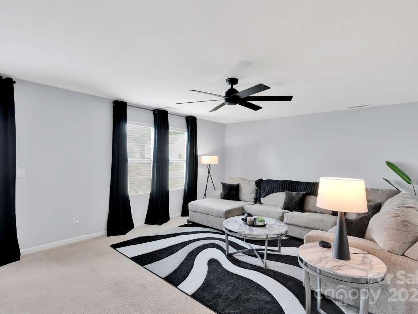 400 Landis Oak Way, Landis, NC 28088.  MLS# CAR4290686, YatesRealty ID 34866. 