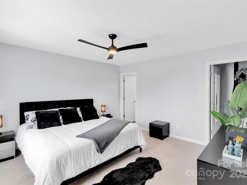 400 Landis Oak Way, Landis, NC 28088.  MLS# CAR4290686, YatesRealty ID 34866. 