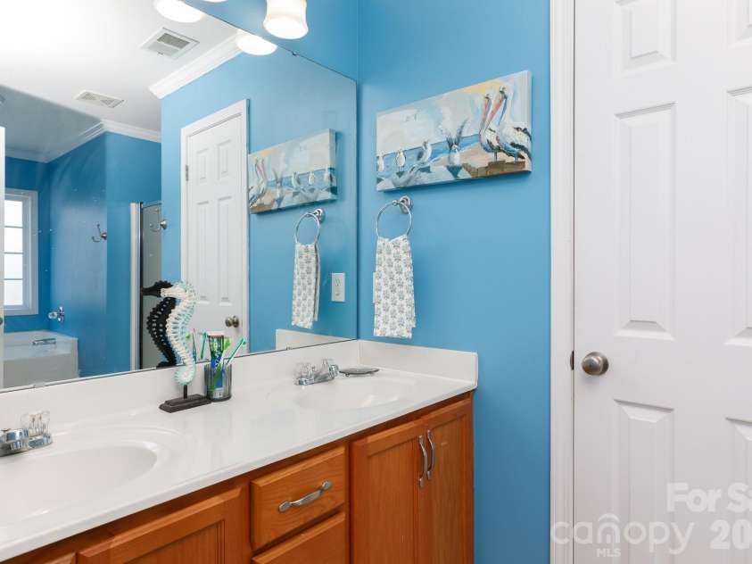 11 Weatherfield Drive, Elgin, SC 29045.  MLS# CAR4400316, YatesRealty ID 34868. 