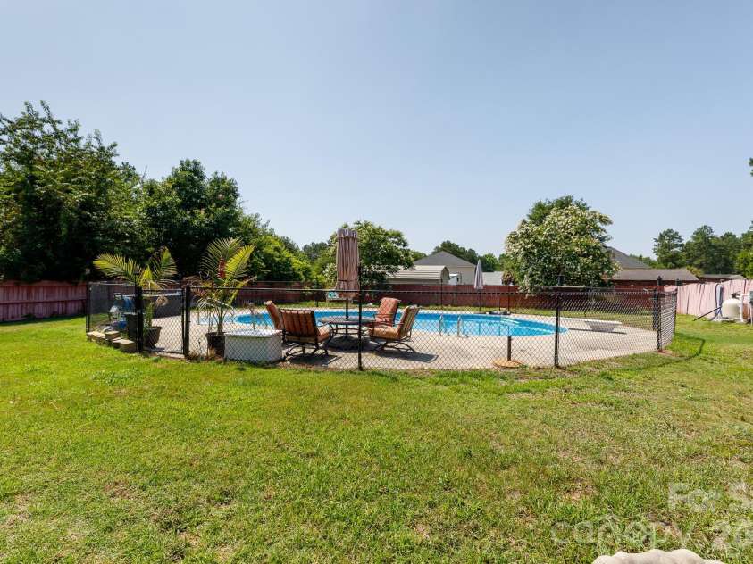 11 Weatherfield Drive, Elgin, SC 29045.  MLS# CAR4400316, YatesRealty ID 34868. 