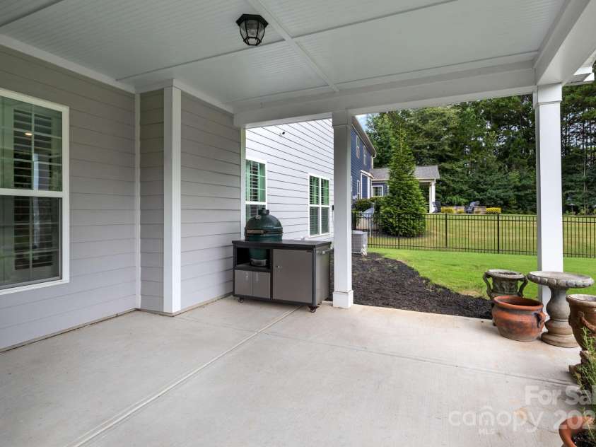 12710 Longford Crossing Place, Huntersville, NC 28078.  MLS# CAR4294654, YatesRealty ID 34868. 