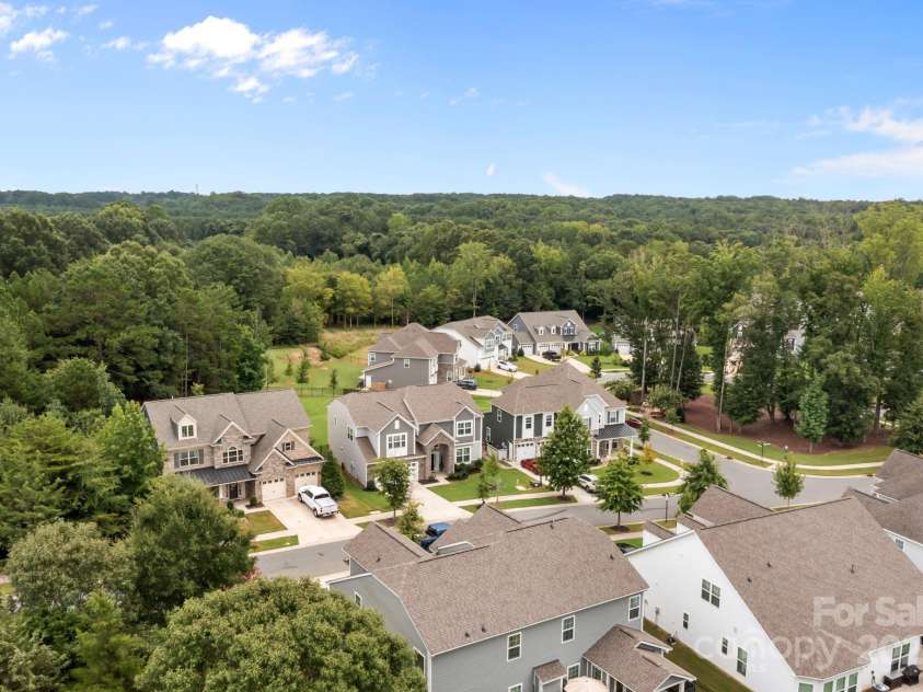 12710 Longford Crossing Place, Huntersville, NC 28078.  MLS# CAR4294654, YatesRealty ID 34868. 