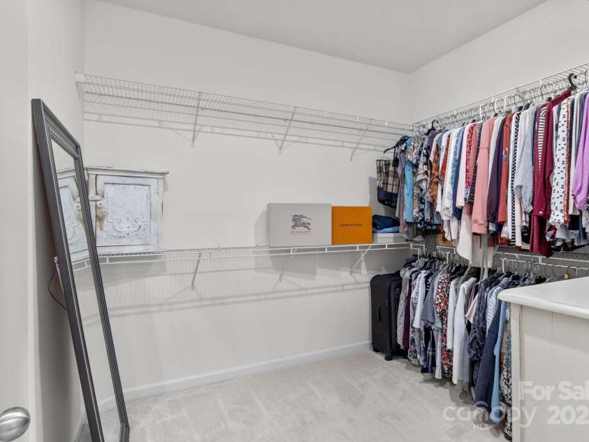 12710 Longford Crossing Place, Huntersville, NC 28078.  MLS# CAR4294654, YatesRealty ID 34868. Walk-in closet