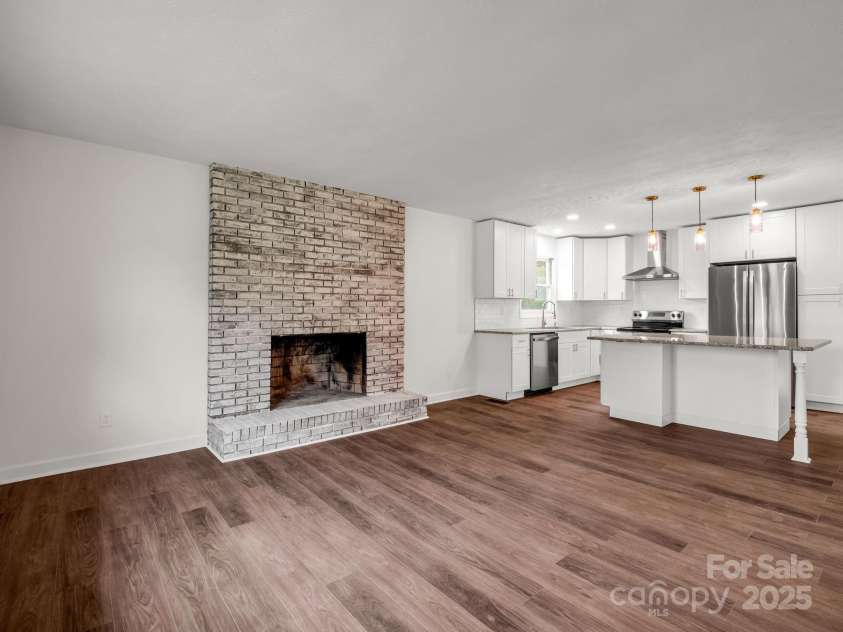 30 Patti Drive, Fletcher, NC 28732.  MLS# CAR4296193, YatesRealty ID 34869. 